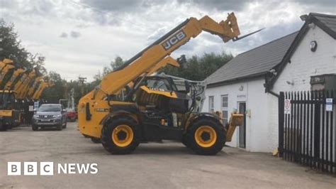 monmouthshire digger crushed